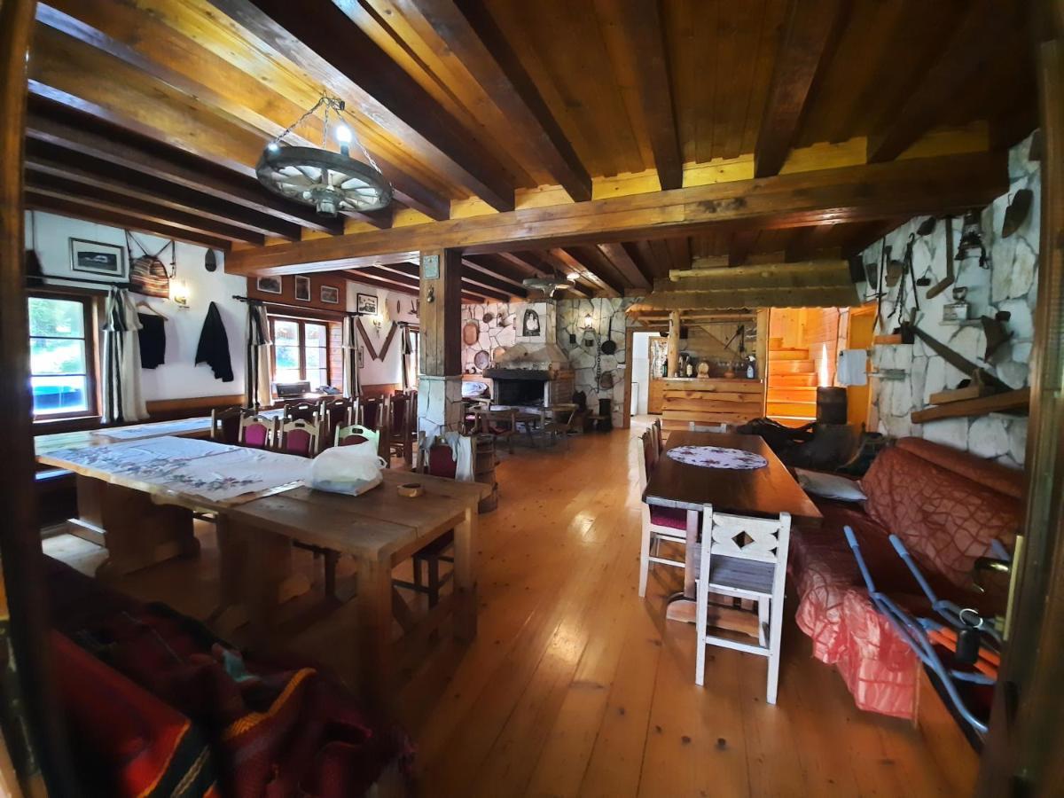 Hotel Etno Selo Zminica Žabljak Esterno foto